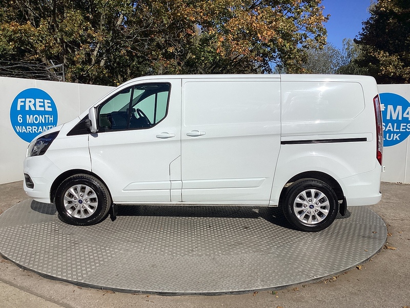 Ford 300 EcoBlue Limited SWB L/R A/C Euro 6 ** NO VAT**