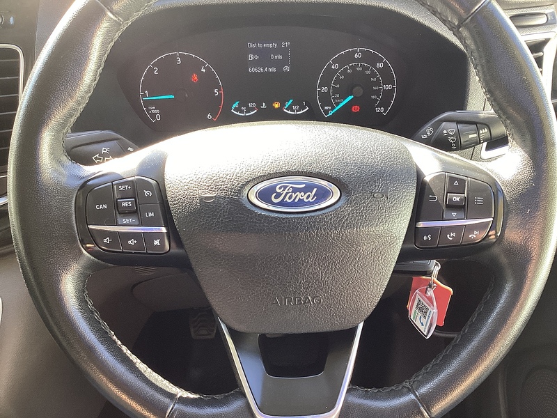 Ford 300 EcoBlue Limited SWB L/R A/C Euro 6 ** NO VAT**