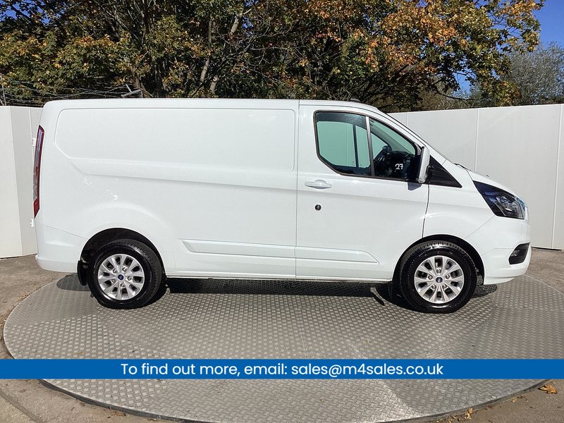 Ford 300 EcoBlue Limited SWB L/R A/C Euro 6 ** NO VAT**