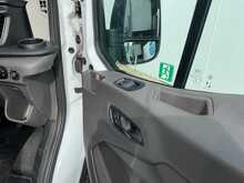 Ford Transit 350 EcoBlue Trend 12 Seater Euro 6 