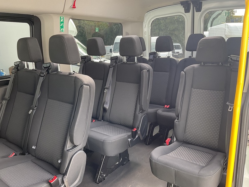 Ford 350 EcoBlue Trend 12 Seater Euro 6