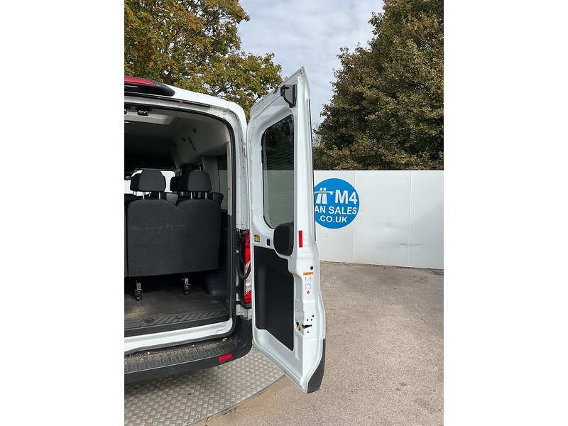 Ford 350 EcoBlue Trend 12 Seater Euro 6