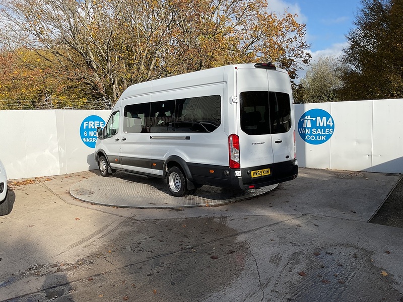 Ford 2.0 460 EcoBlue Leader Minibus Diesel Manual RWD L4 H3 Euro 6 (s/s) (17 Seat, DRW) (130 ps)
