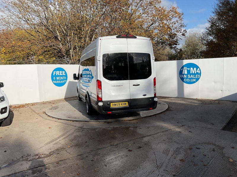 Ford 2.0 460 EcoBlue Leader Minibus Diesel Manual RWD L4 H3 Euro 6 (s/s) (17 Seat, DRW) (130 ps)