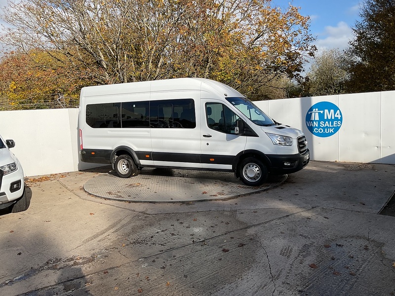 Ford 2.0 460 EcoBlue Leader Minibus Diesel Manual RWD L4 H3 Euro 6 (s/s) (17 Seat, DRW) (130 ps)