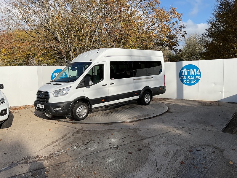 Ford 2.0 460 EcoBlue Leader Minibus Diesel Manual RWD L4 H3 Euro 6 (s/s) (17 Seat, DRW) (130 ps)