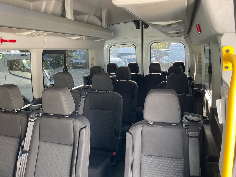 Ford 2.0 460 EcoBlue Leader Minibus Diesel Manual RWD L4 H3 Euro 6 (s/s) (17 Seat, DRW) (130 ps)