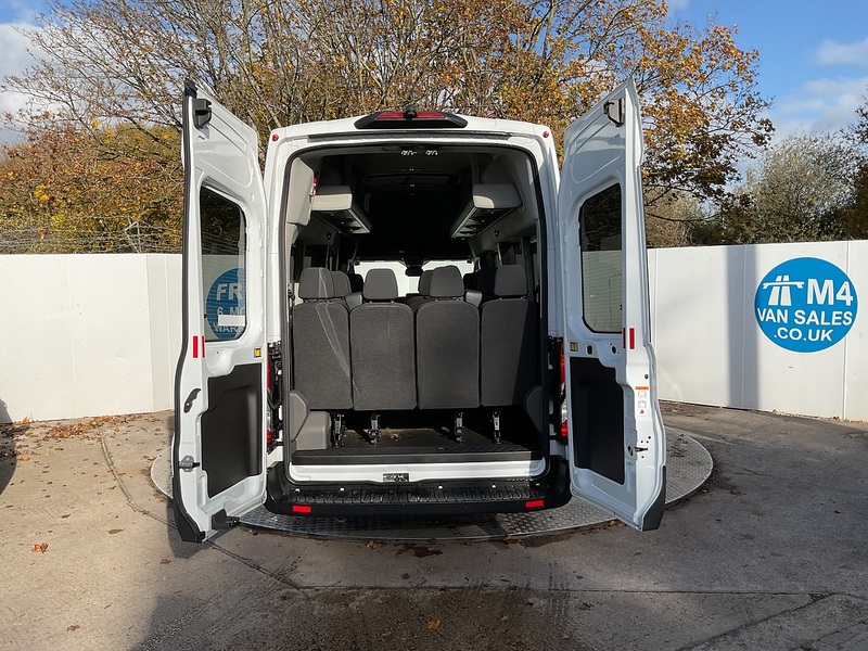 Ford 2.0 460 EcoBlue Leader Minibus Diesel Manual RWD L4 H3 Euro 6 (s/s) (17 Seat, DRW) (130 ps)