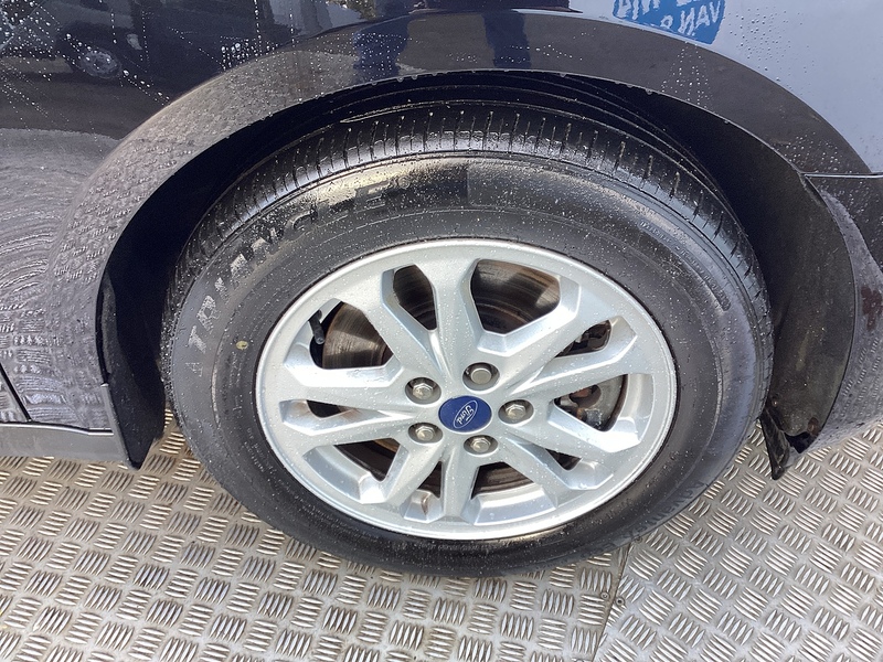 Ford 250 EcoBlue Limited L/R LWB A/C Euro 6