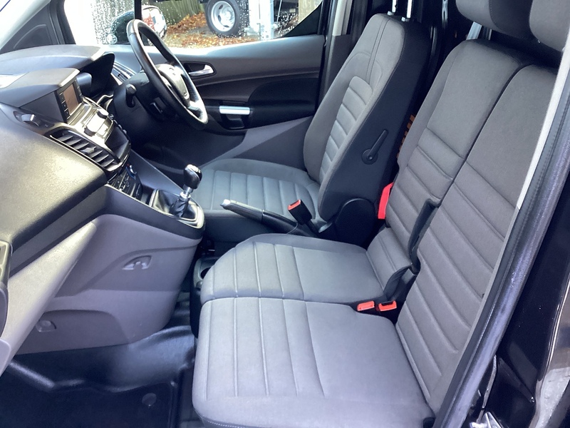 Ford 250 EcoBlue Limited L/R LWB A/C Euro 6