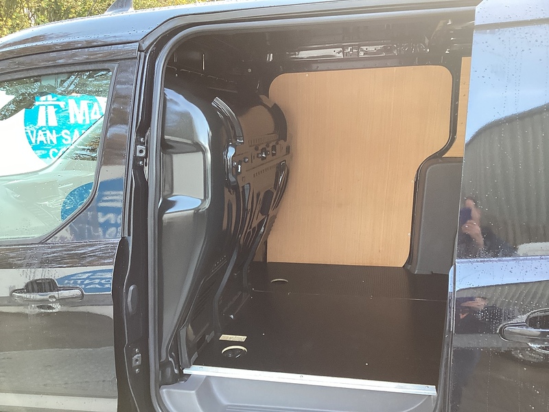 Ford 250 EcoBlue Limited L/R LWB A/C Euro 6