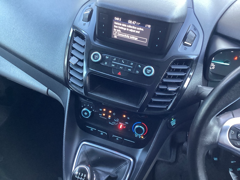 Ford 250 EcoBlue Limited L/R LWB A/C Euro 6