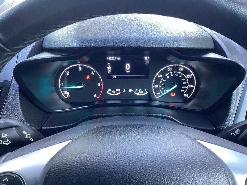 Ford 250 EcoBlue Limited L/R LWB A/C Euro 6