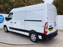 Nissan Interstar dCi 35 Tekna F35 MWB M/R A/C Euro 6 