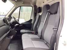 Nissan Interstar dCi 35 Tekna F35 MWB M/R A/C Euro 6 