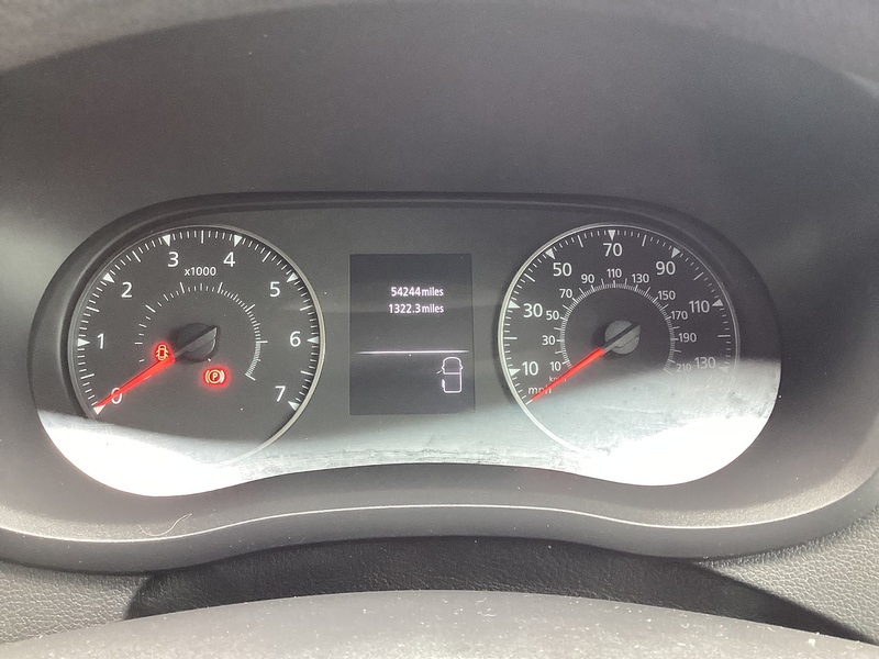 Nissan dCi 35 Tekna F35 MWB M/R A/C Euro 6