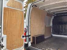 Nissan Interstar dCi 35 Tekna F35 MWB M/R A/C Euro 6 