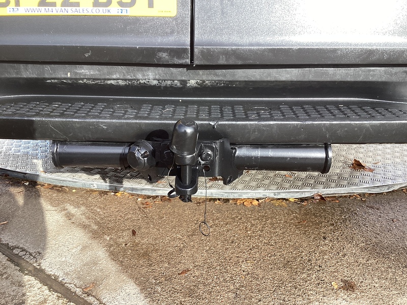 Iveco D HPI 14V 35S 3520 MWB H/R A/C Euro 6