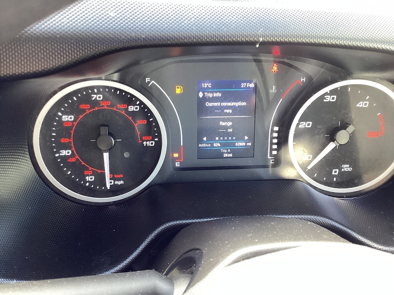 Iveco D HPI 14V 35S 3520 MWB H/R A/C Euro 6