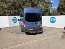 Ford Transit TDCi 460 Trend 17 Seater 