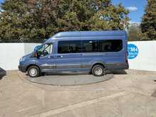 Ford Transit TDCi 460 Trend 17 Seater 