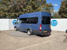 Ford Transit TDCi 460 Trend 17 Seater 