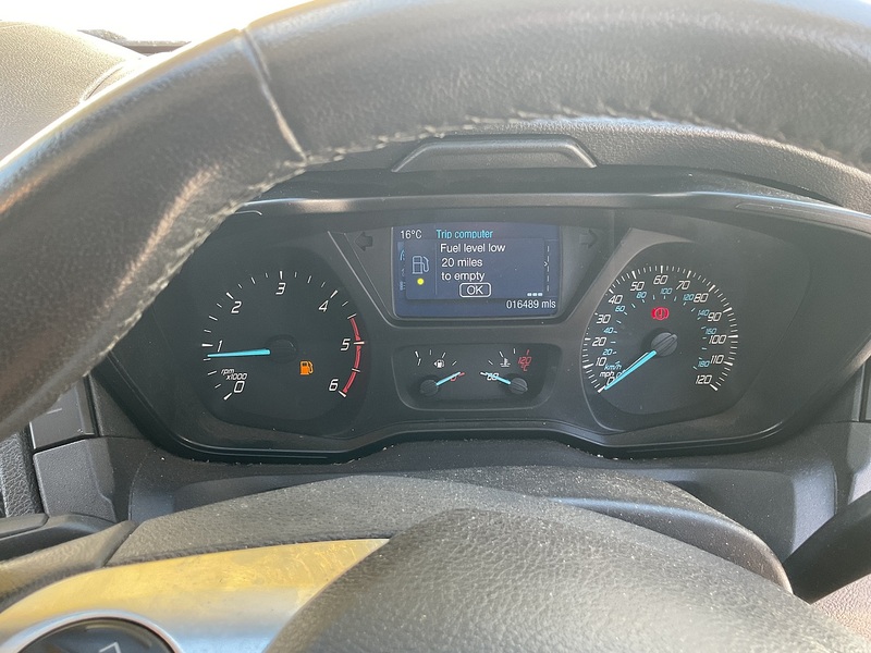 Ford 2.2 TDCi 460 HDT Trend Minibus  Diesel Manual L4 H3 (17 seats) Euro6 153 bhp