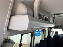 Ford Transit TDCi 460 Trend 17 Seater 