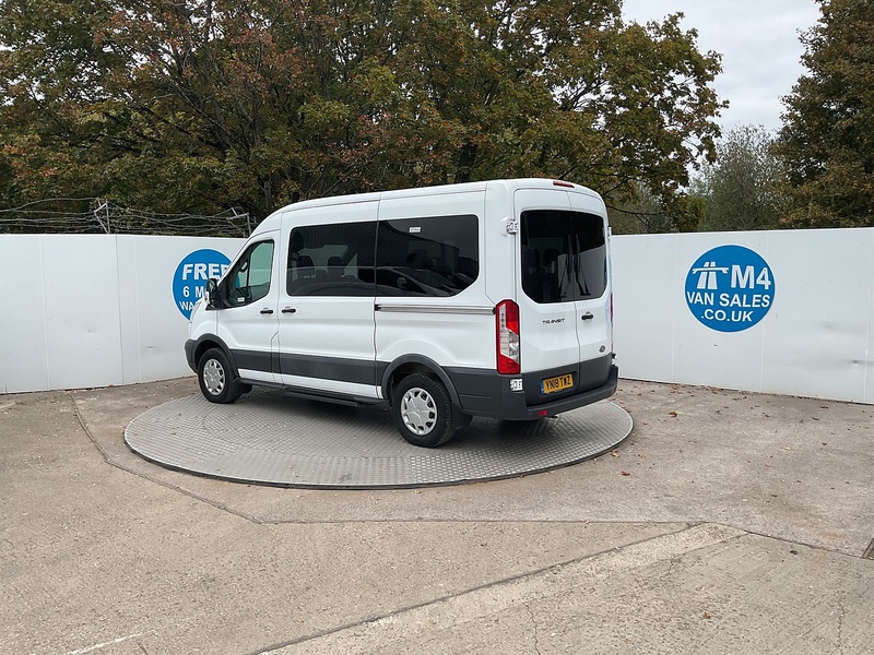 Ford TDCi 350 Trend 12 Seater