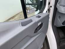 Ford Transit TDCi 350 Trend 12 Seater 