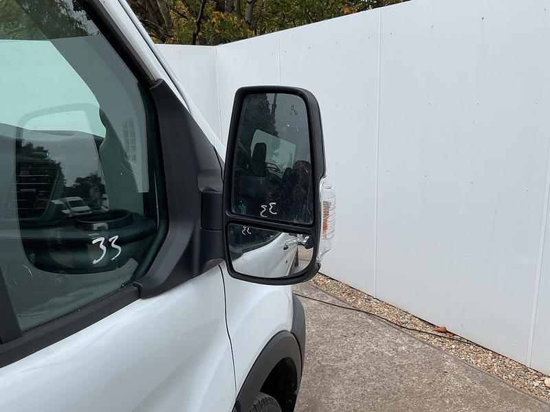 Ford 460 EcoBlue Trend 17 Seat Minibus 165ps