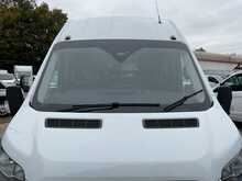 Ford Transit 460 EcoBlue Trend 17 Seat Minibus 165ps 