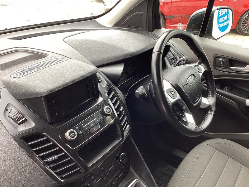 Ford 240 EcoBlue Limited SWB A/C Euro 6 **NO VAT**