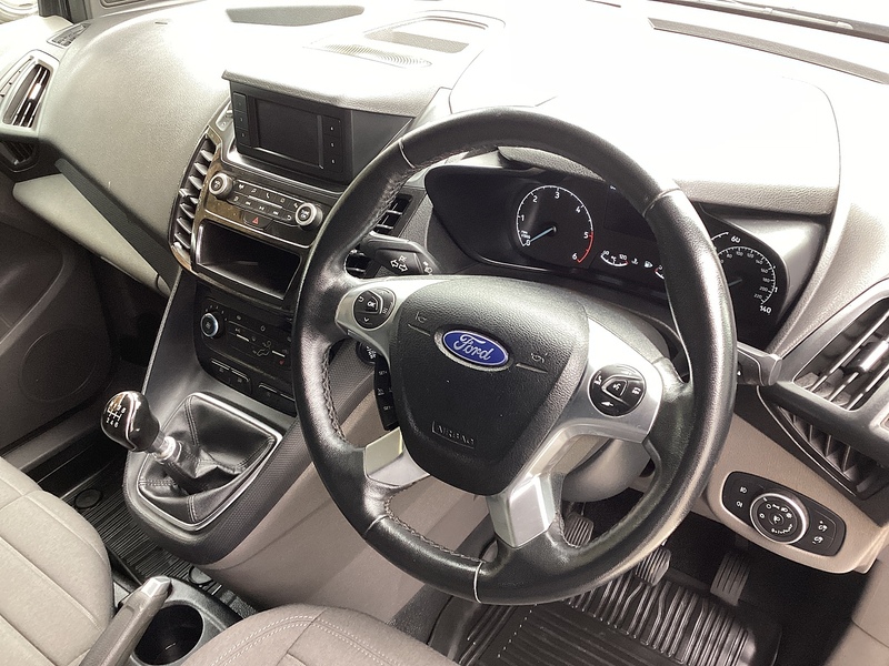 Ford 240 EcoBlue Limited SWB A/C Euro 6 **NO VAT**