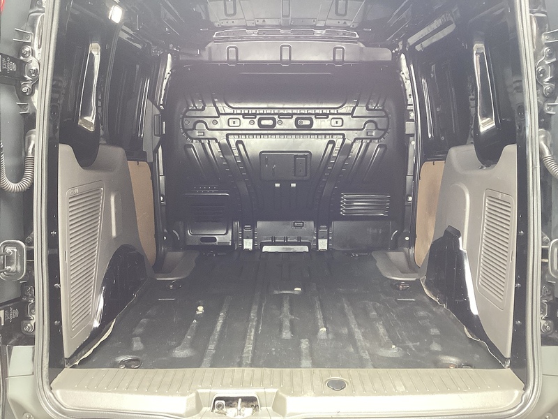 Ford 240 EcoBlue Limited SWB A/C Euro 6 **NO VAT**