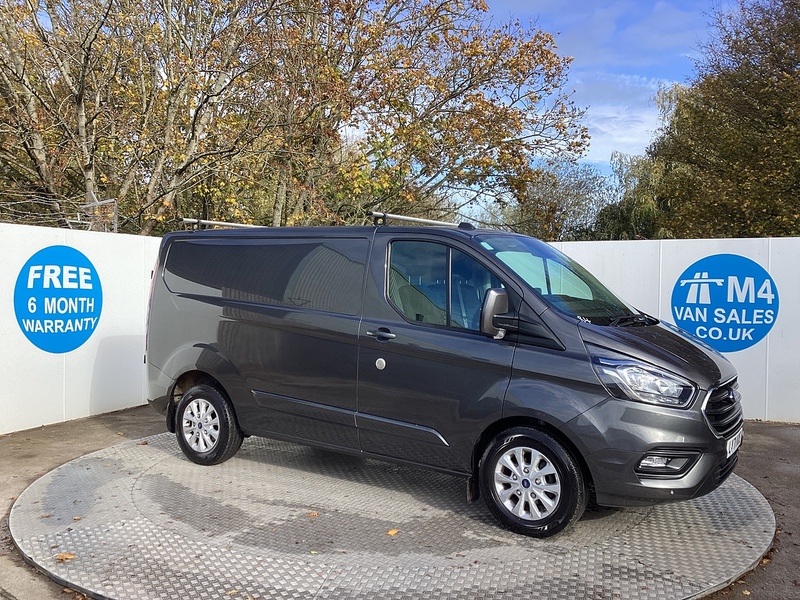 Ford 300 EcoBlue Limited SWB A/C Euro 6