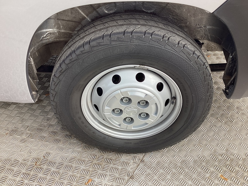 Vauxhall CDTi 3500 BiTurbo Prime MWB M/R Euro 6