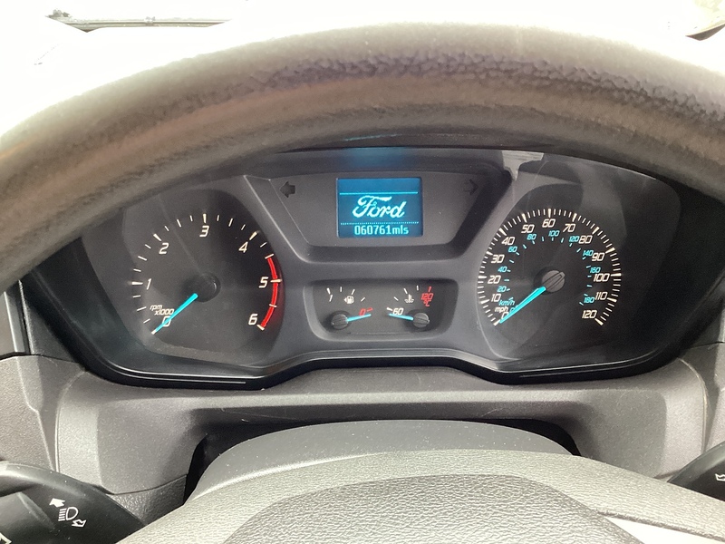 Ford 350 EcoBlue Crewcab Tipper Euro 6 3 seats L=9ft 4