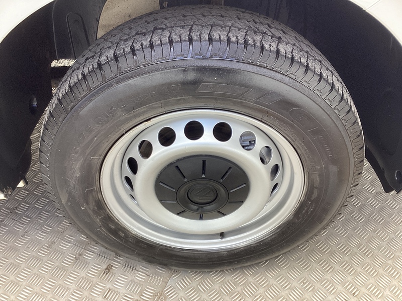 Volkswagen TDI CR35 Startline MWB Tipper Euro 6 L=11ft 1