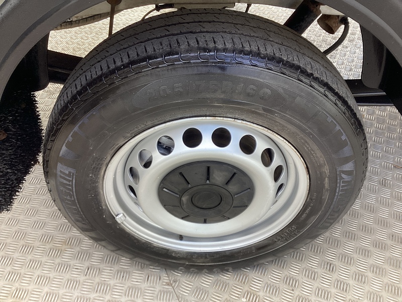 Volkswagen TDI CR35 Startline MWB Tipper Euro 6 L=11ft 1