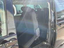 Volkswagen Transporter TDI SE Shuttle LWB DSG 