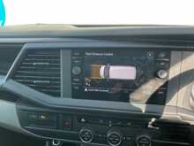 Volkswagen Transporter TDI SE Shuttle LWB DSG 