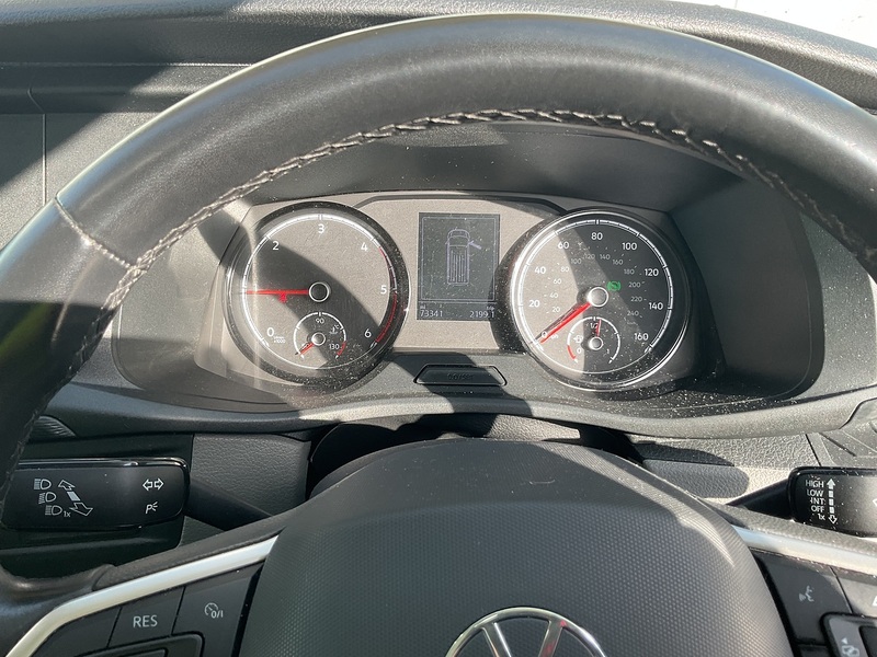 Volkswagen TDI SE Shuttle LWB DSG