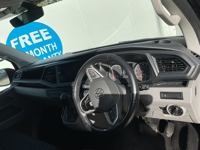 Volkswagen TDI SE Shuttle LWB DSG