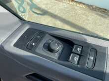 Volkswagen Transporter TDI SE Shuttle LWB DSG 