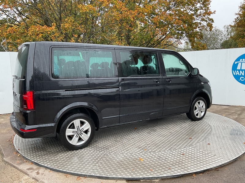 Volkswagen TDI SE Shuttle LWB DSG
