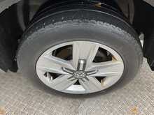 Volkswagen Transporter TDI SE Shuttle LWB DSG 