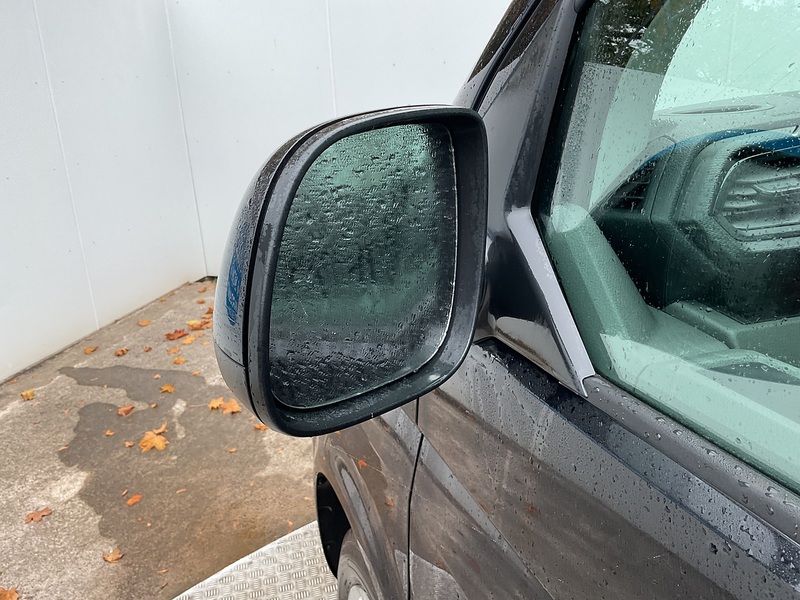 Volkswagen TDI SE Shuttle LWB DSG