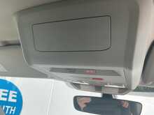 Volkswagen Transporter TDI SE Shuttle LWB DSG 