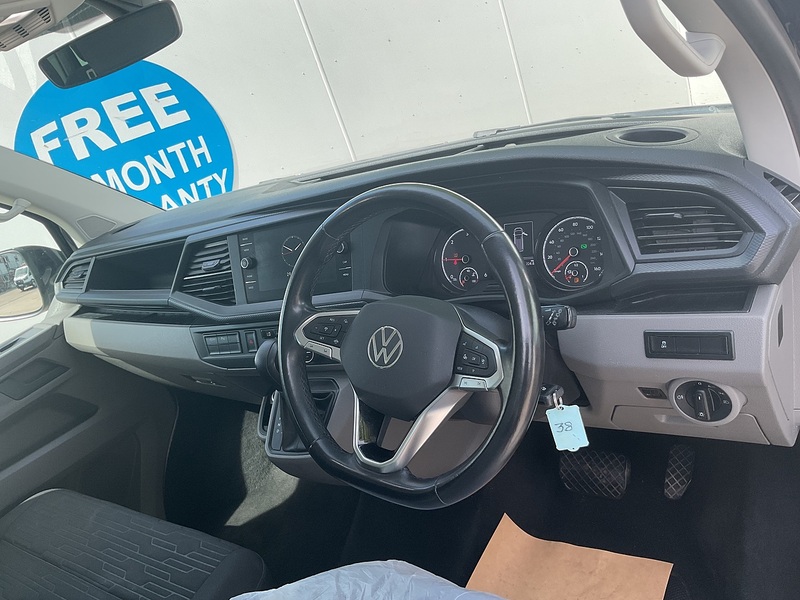 Volkswagen TDI SE Shuttle LWB DSG